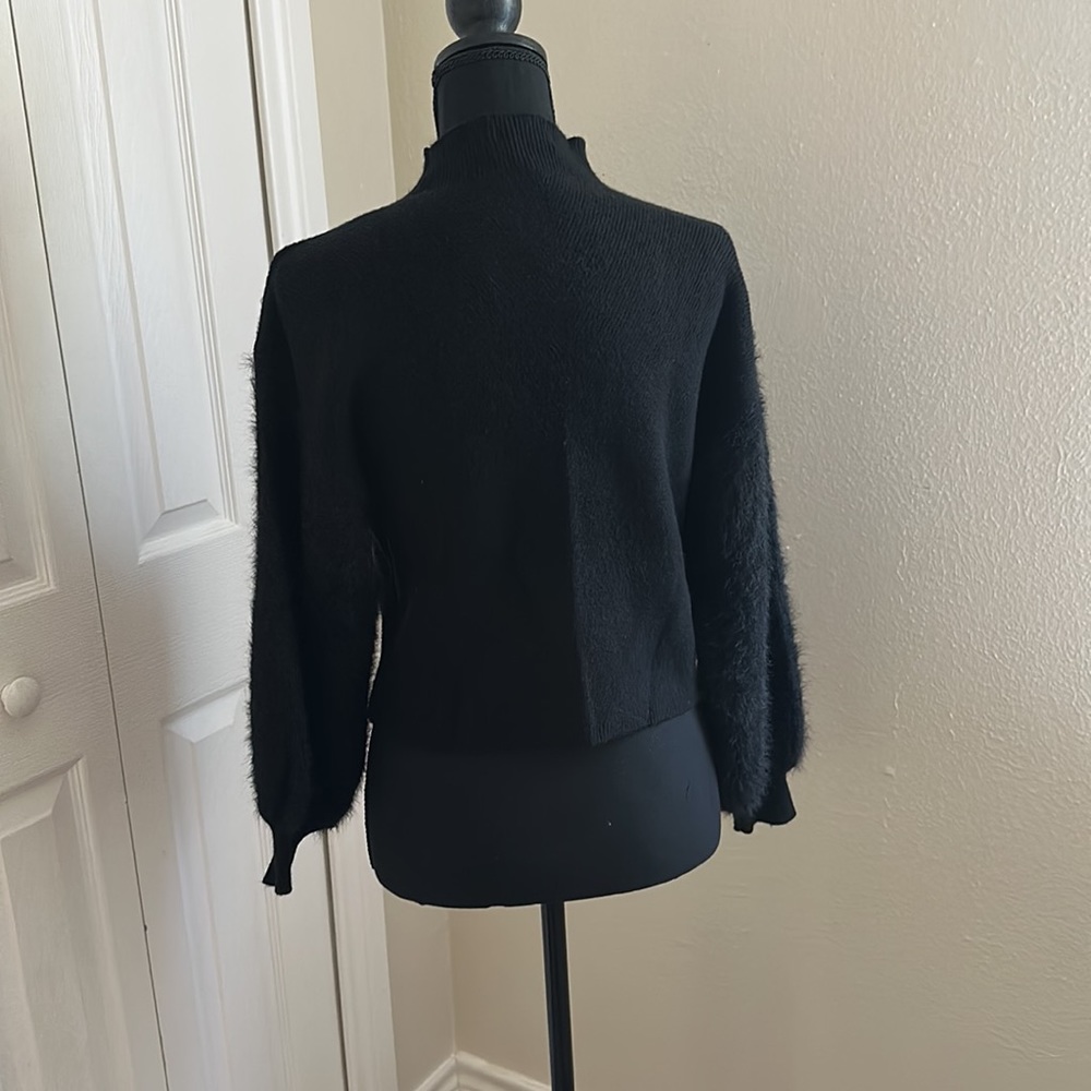Stylish sweater - Picture 3 of 6